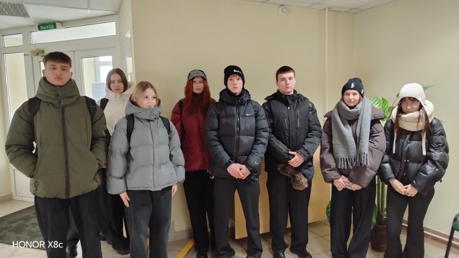 XI «Б» класса на экскурсияи в Инспекции МНС по Волковысскому району