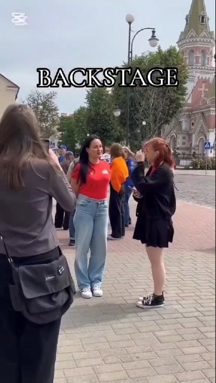 👀 А теперь предлагаем заглянуть за кулисы!