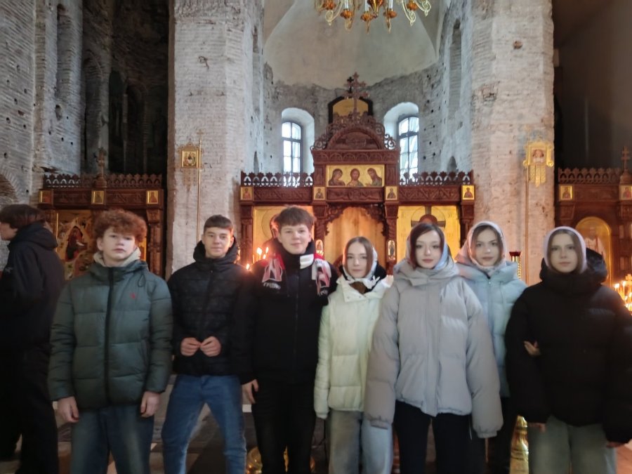 Экскурсия в древнейший православный храм Беларуси XII века