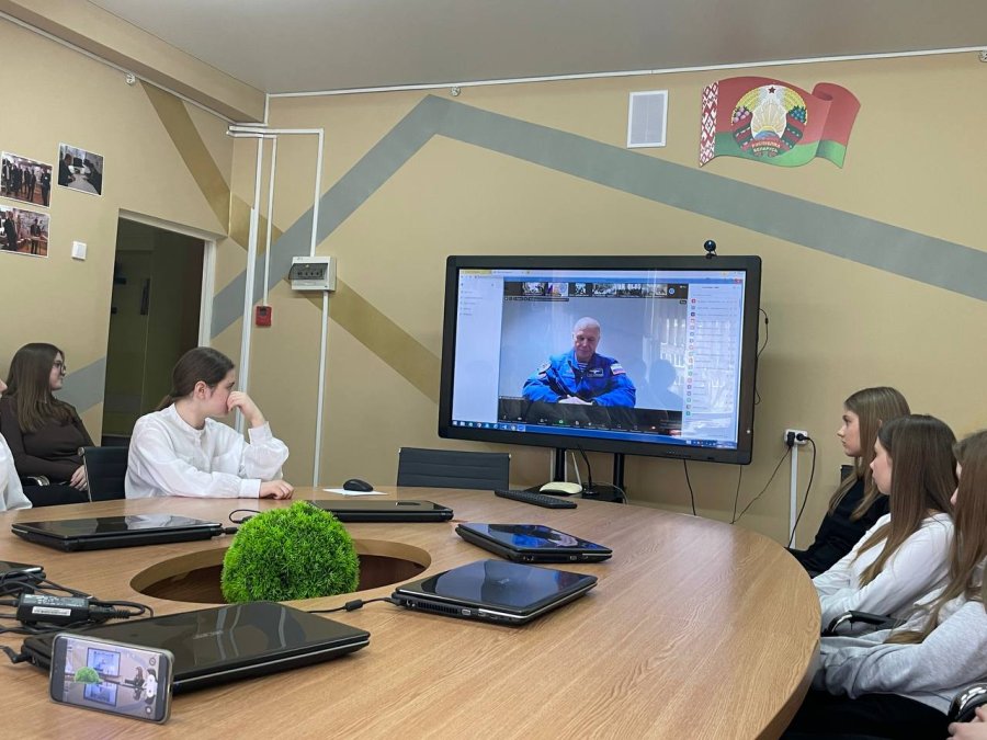 Живой разговор с космосом: встреча с Олегом Новицким