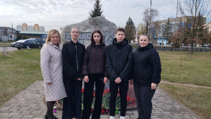 Память сильнее времени: митинг-реквием в День освобождения узников лагерей