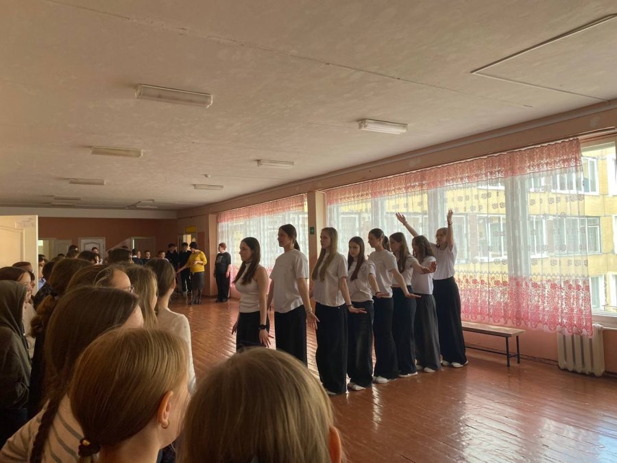 «Танец единства» – флешмоб к Международному дню семьи