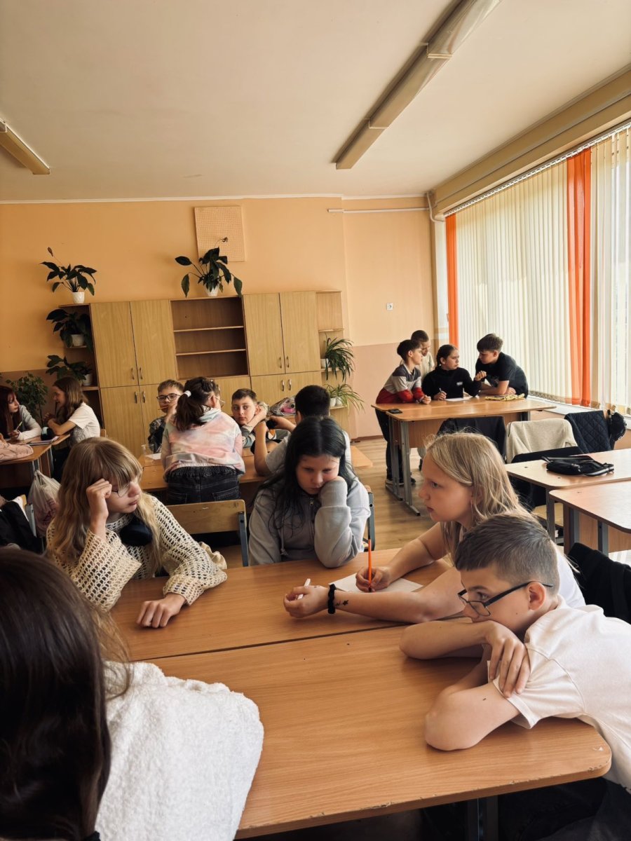 День 4: Погружаемся в «Улицу Искусства»! 🎨✨