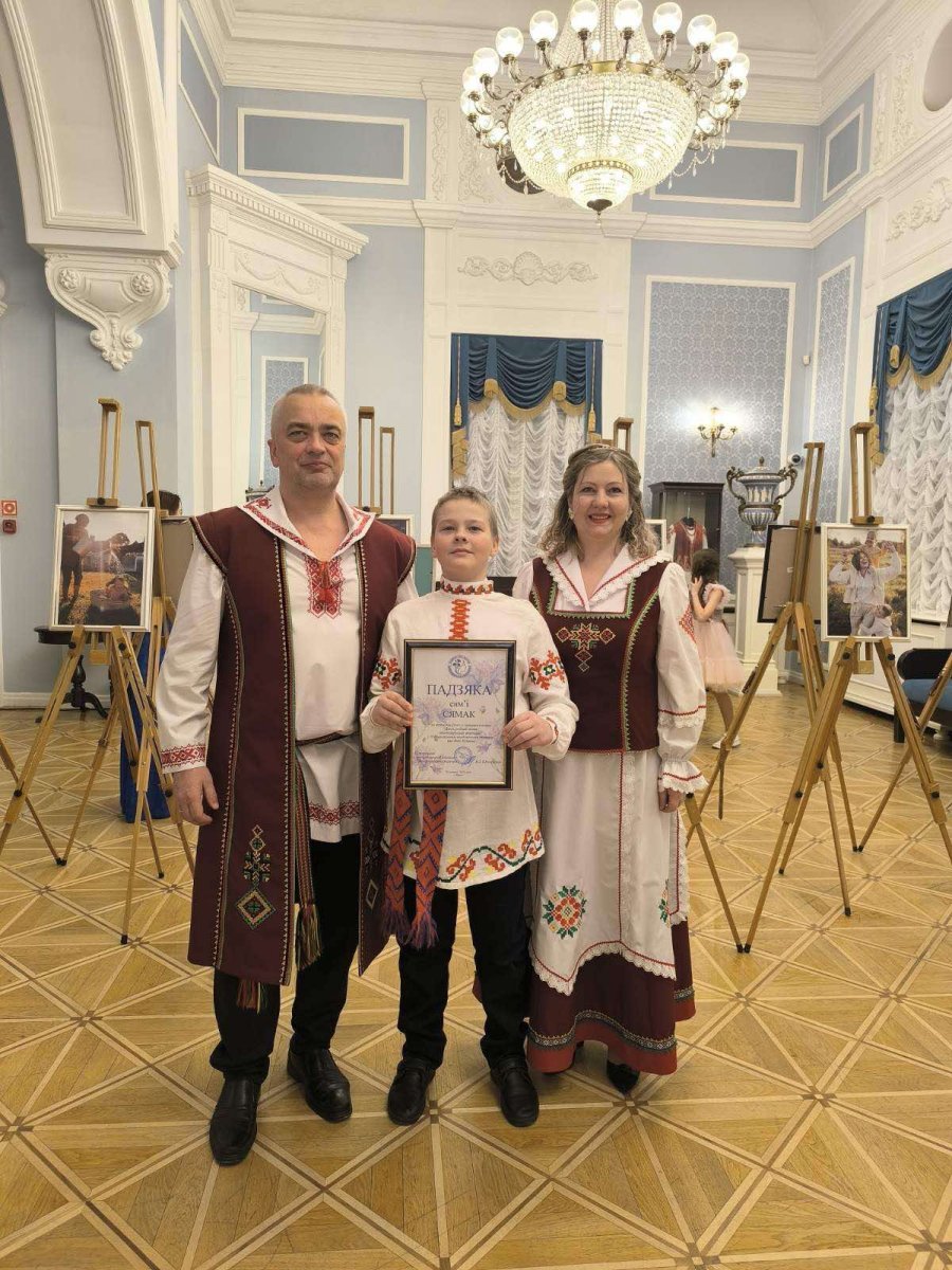 Ода каханню і роднаму слову: гісторыя сям'і Сямак