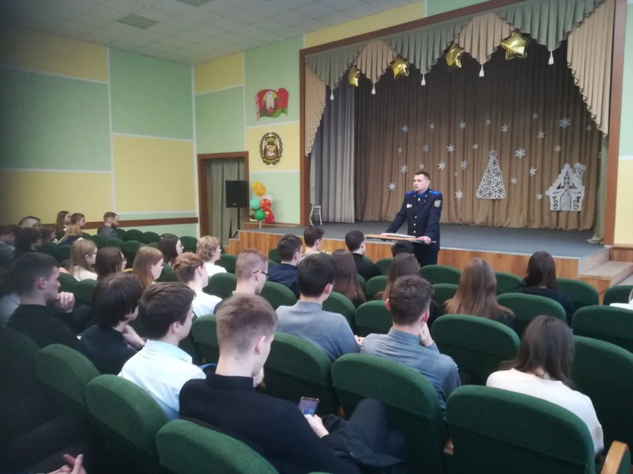 Встреча представителей Управления Следственного Комитета по Гродненской области со старшеклассниками и учащимися гимназий  и школ города Волковыска