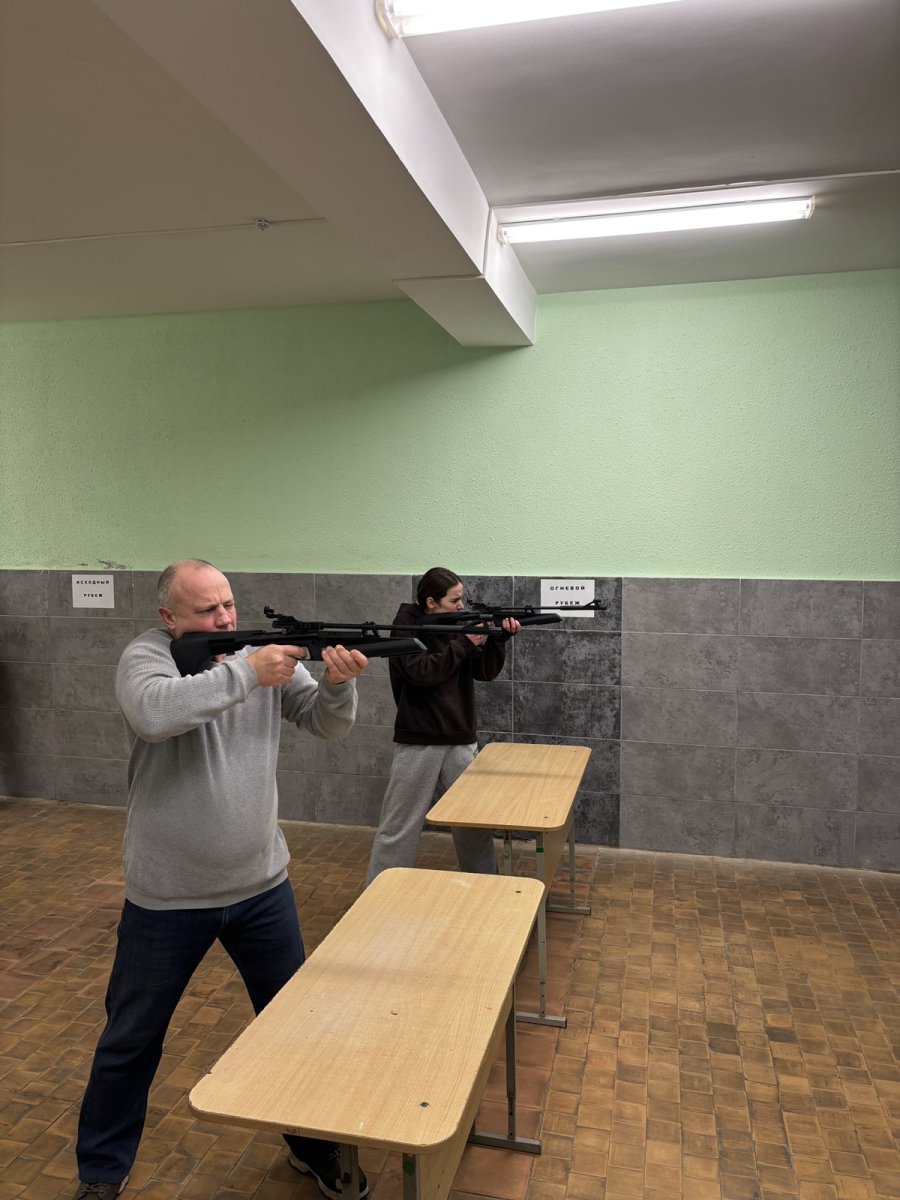 Гимназия №2 - серебряный призёр соревнований по стрельбе 