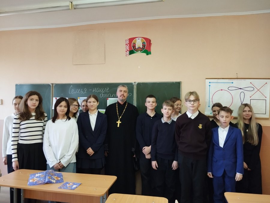 Диалог с клириком прихода храма святителя Николая Чудотворца города Волковыска иереем Георгием Суворовым