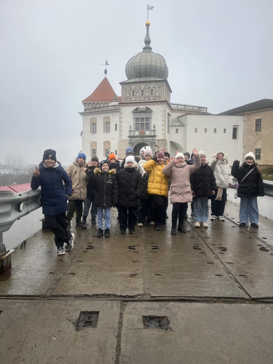 📚 Учеба вне класса — это всегда приключение!
