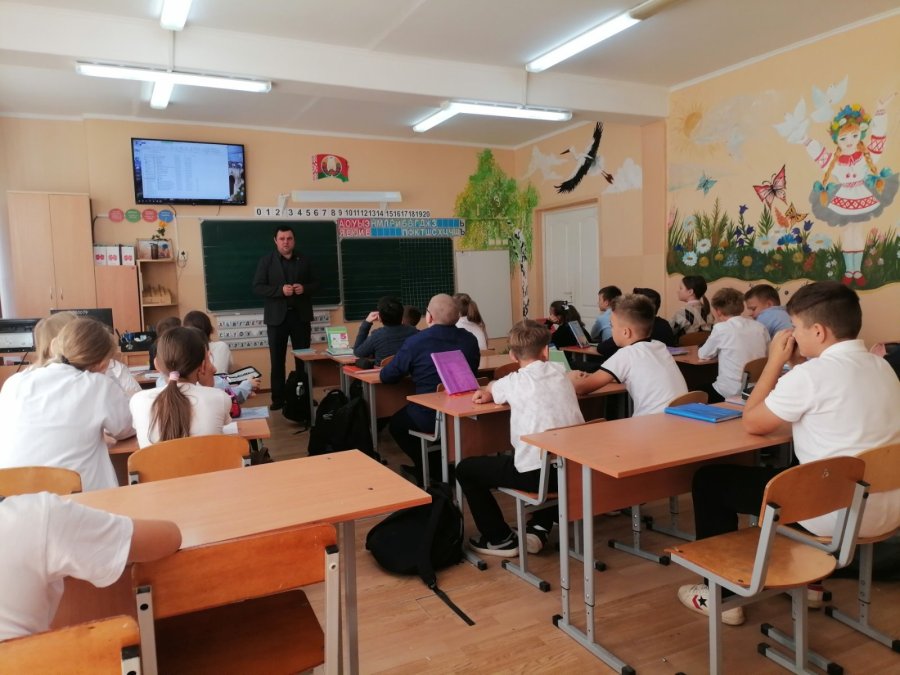 Просмотр фильма «Не трус и не предатель»