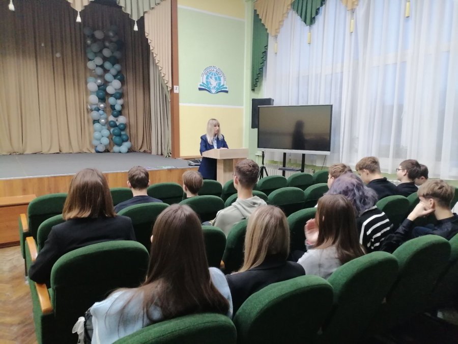 Познавательная встреча учащихся со специалистом ИДН Волковысского РОВД Шило М. Я.