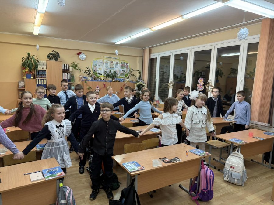 Классный час «Семейный альбом: страницы жизни»